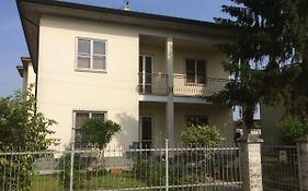 Via Carducci 23